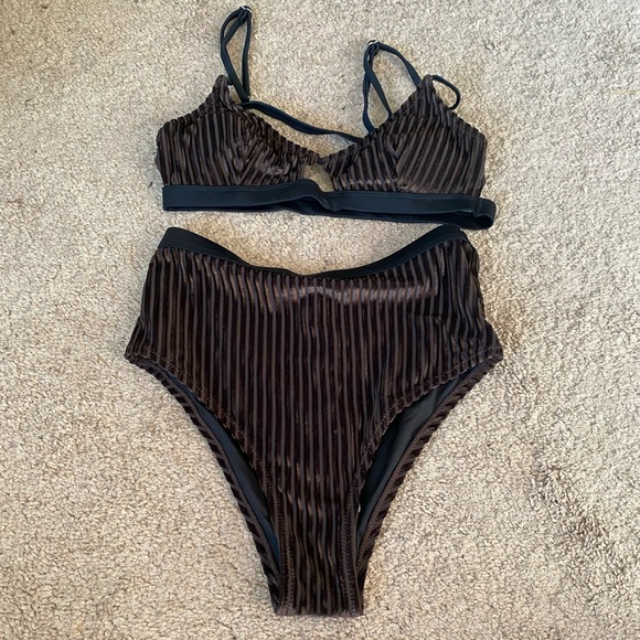 Cupshe Cord Bathing Suit - Picture 1 of 4